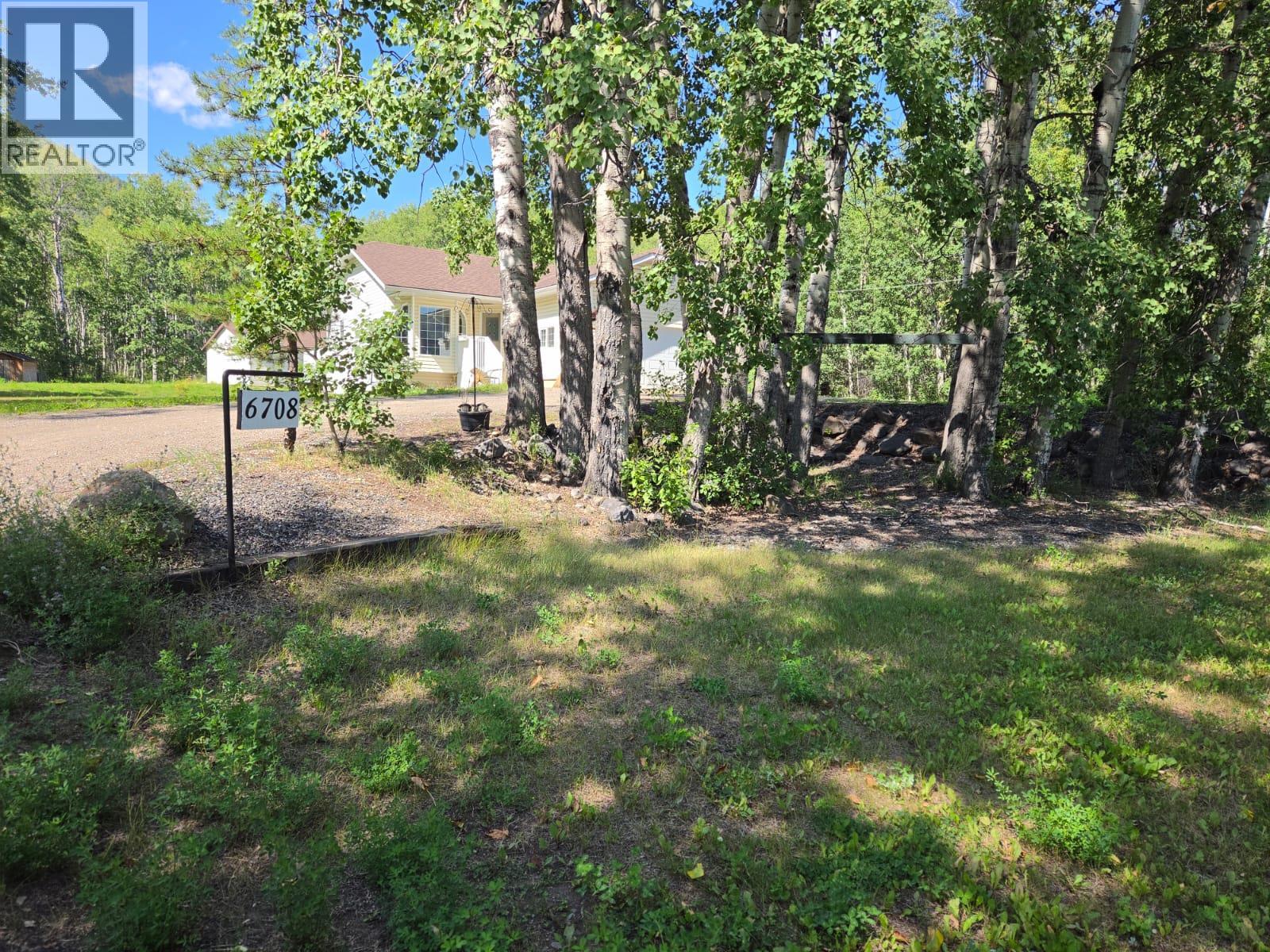 6708 Currier Road, Chetwynd