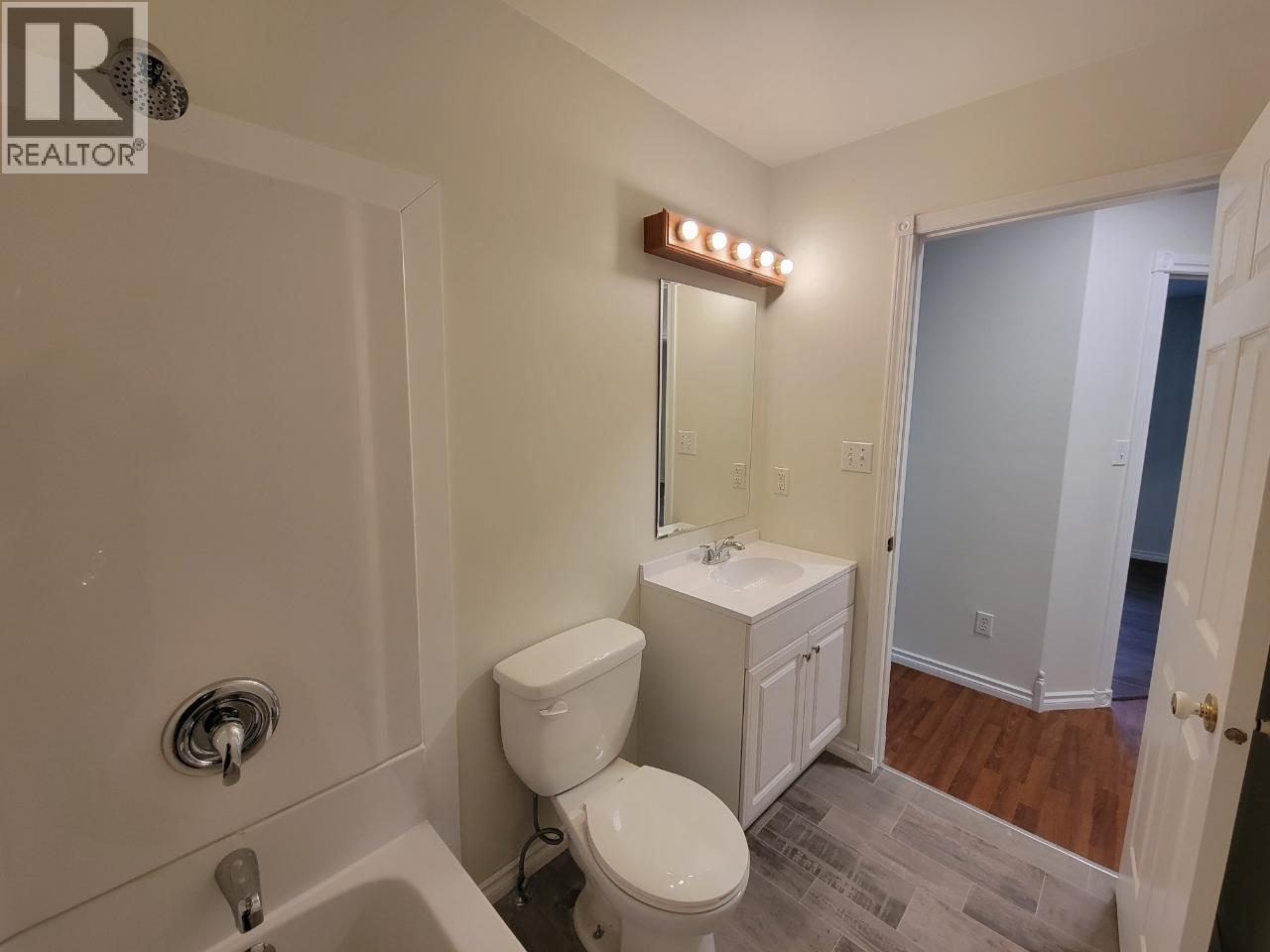 6708 Currier Road - 10