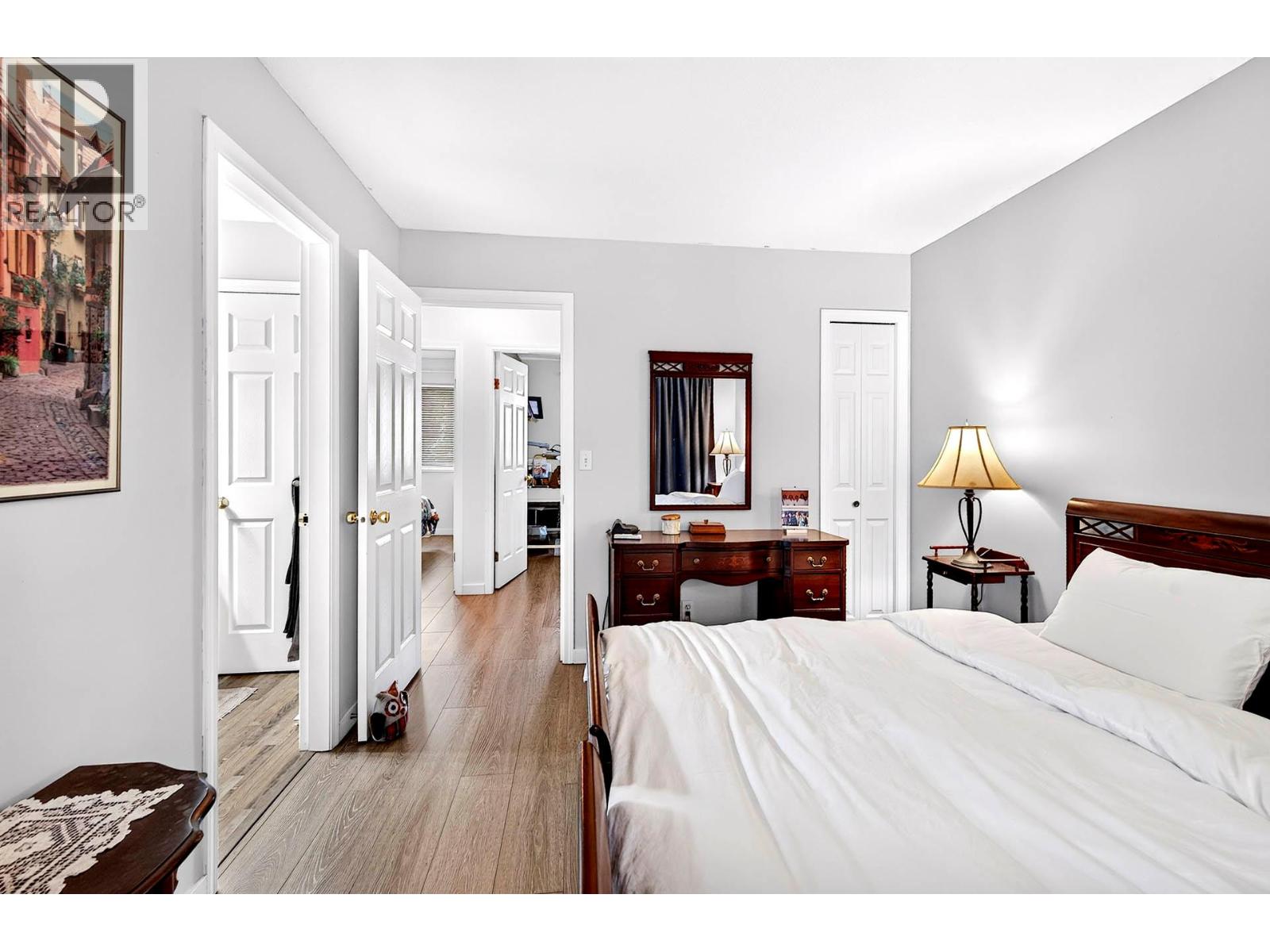 #2 2050 QU'APPELLE Boulevard - 32