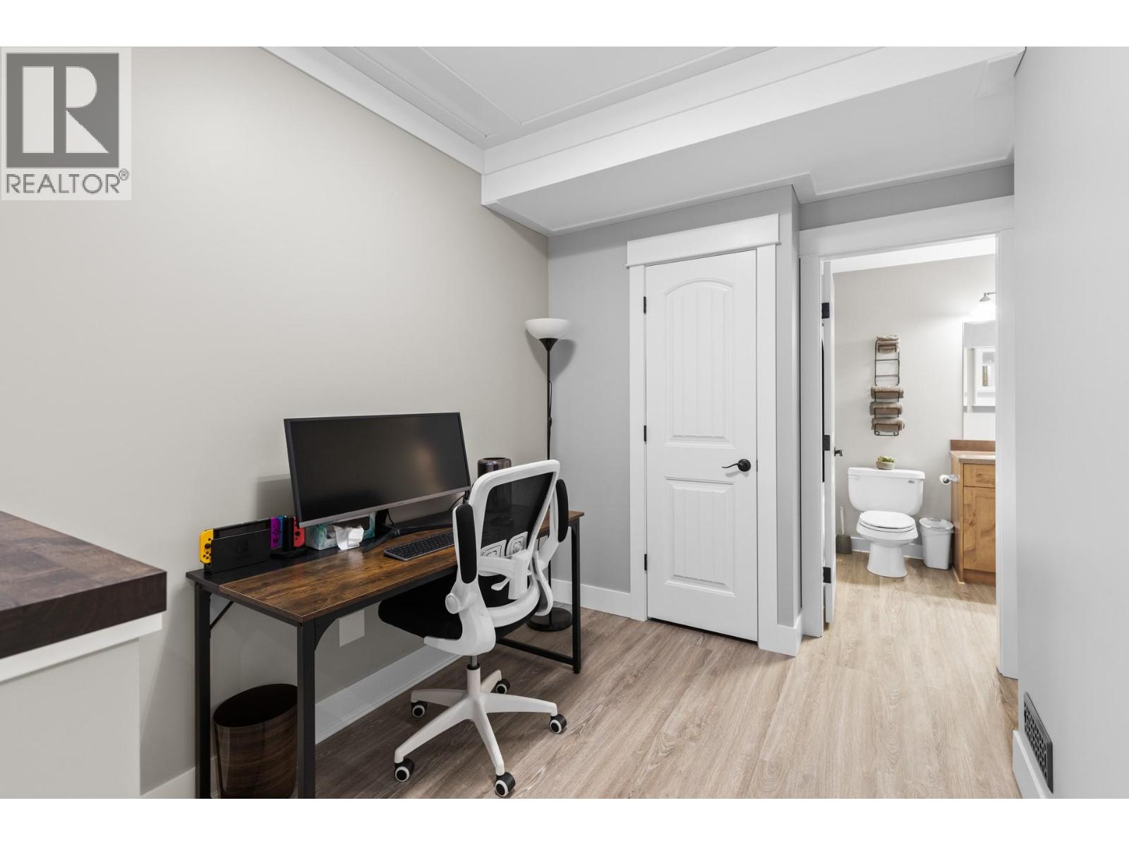4802 Trepanier Road, Peachland
