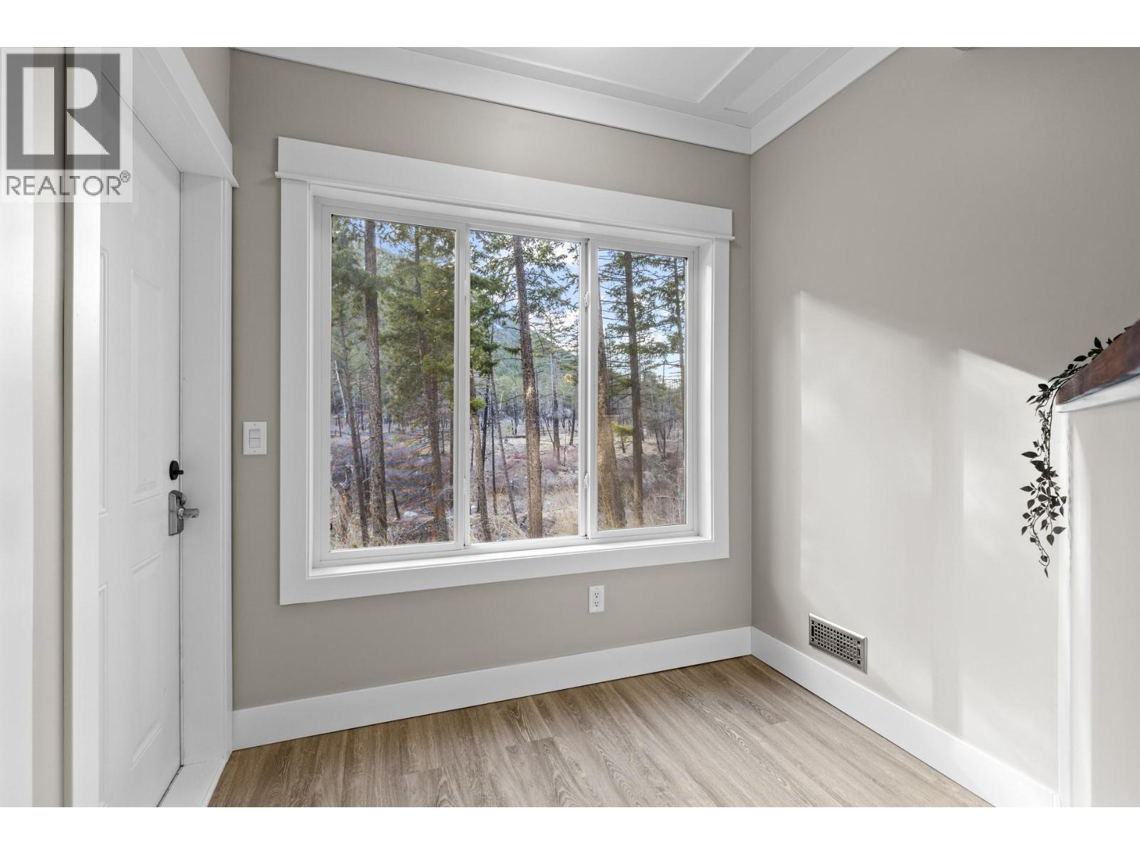 4802 Trepanier Road, Peachland