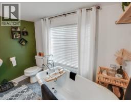 2116 Columbia Avenue, Castlegar, BC V1N2X1 Photo 34