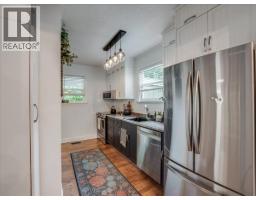 2116 Columbia Avenue, Castlegar, BC V1N2X1 Photo 19