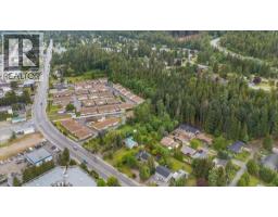 2116 Columbia Avenue, Castlegar, BC V1N2X1 Photo 89