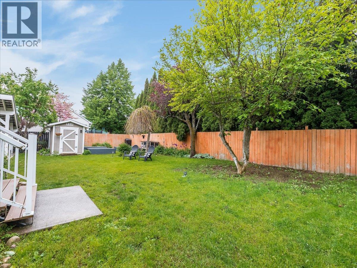 2116 Columbia Avenue, Castlegar