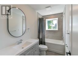 2 (upper) - 165 Barrie Road, Orillia, ON L3V2P6 Photo 18