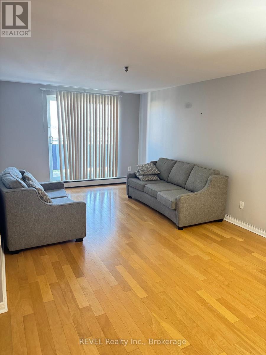 #401 3955 PORTAGE ROAD - 12