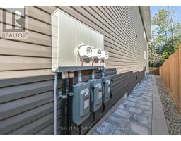 2 (upper) - 165 Barrie Road, Orillia, ON L3V2P6 Photo 28