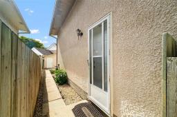 26 Birchbark Bay, Winnipeg, MB R2V4P1 Photo 24