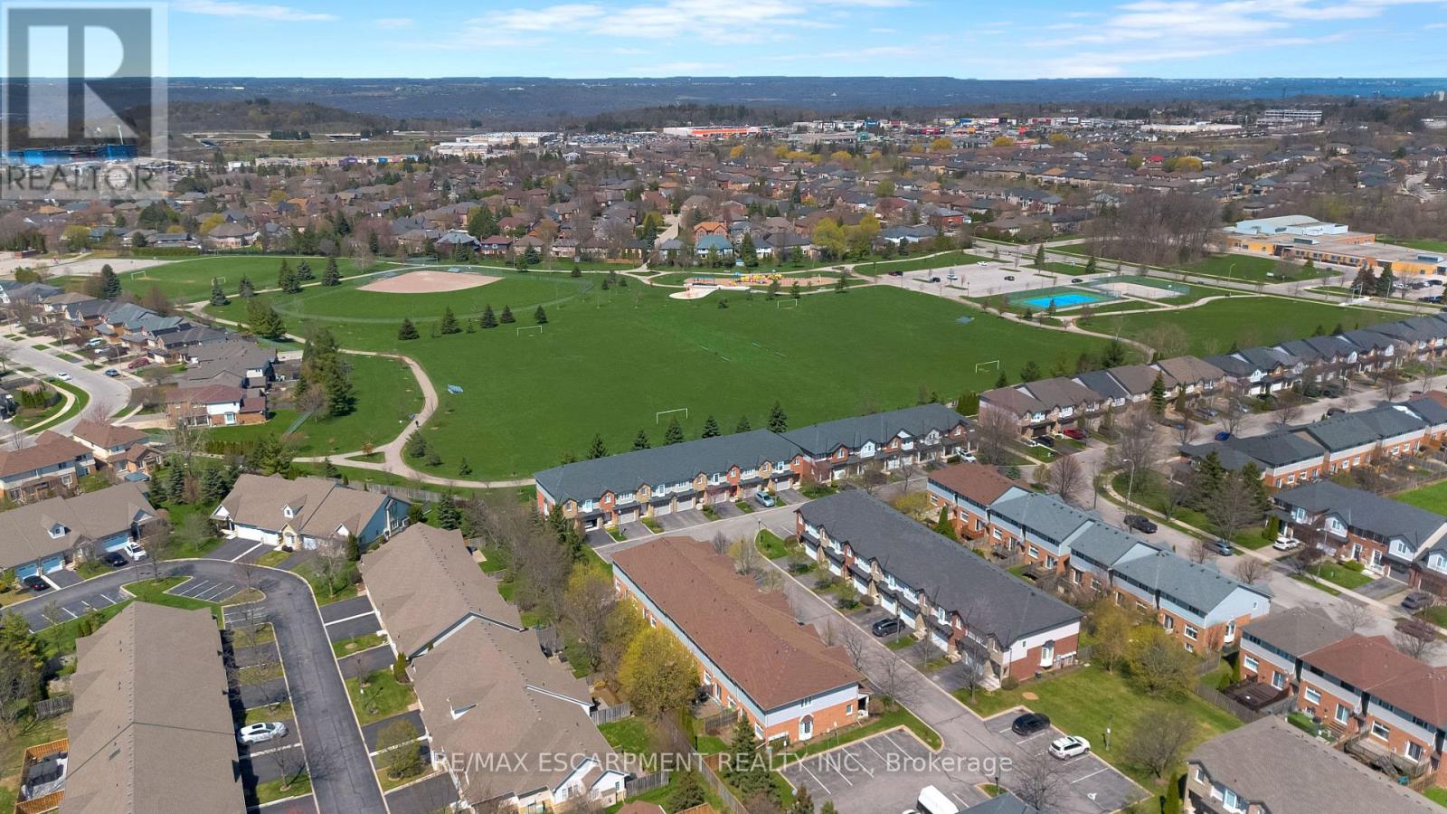 #8 232 STONEHENGE DRIVE - Image 37