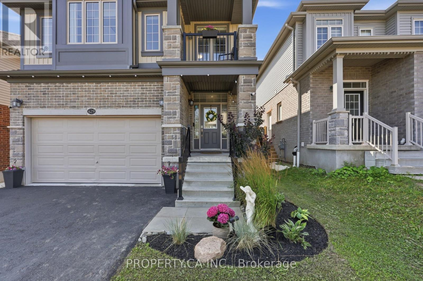 629 WILD RYE STREET — photo 2