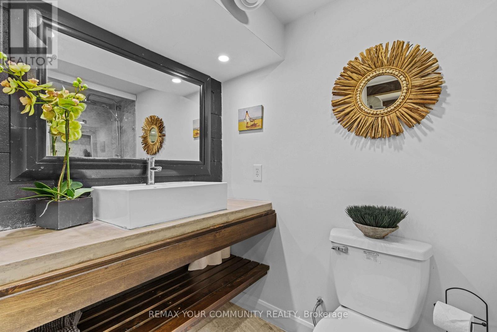 1009 SUMMERVILLE ROAD - Image 22