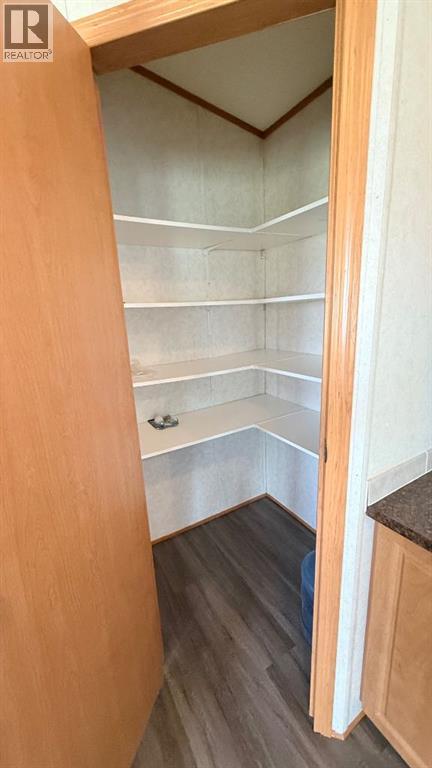 209 2 Avenue - 4