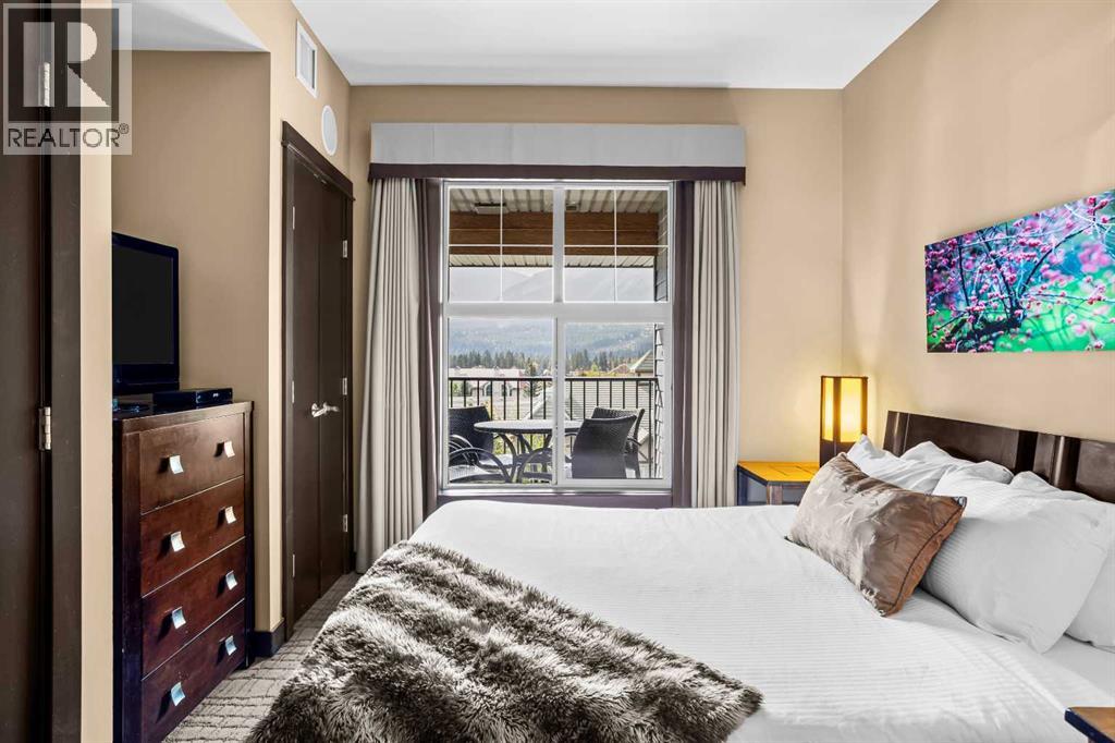 #313C 1818 Mountain Avenue - 24