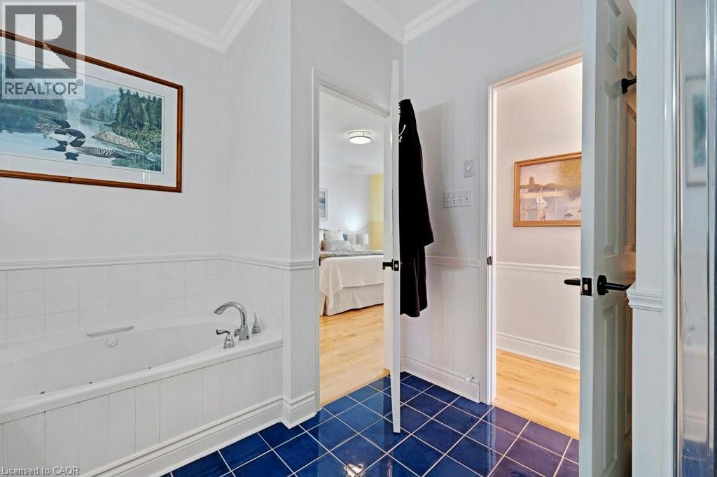 #4 341 GEORGE Street N - Image 17