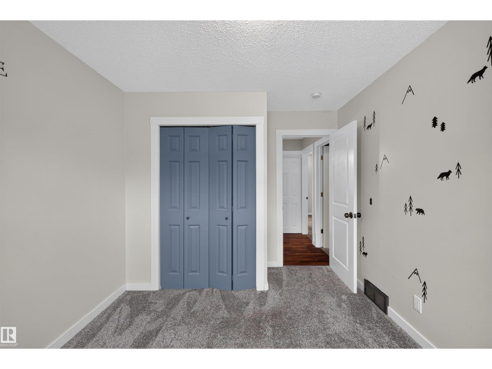 6235 13 Avenue NW - 22