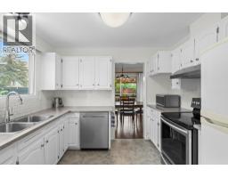 Dining nook - 908 Stevenson Road, West Kelowna, BC V1Z1N2 Photo 15