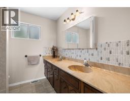 908 Stevenson Road, West Kelowna, BC V1Z1N2 Photo 32
