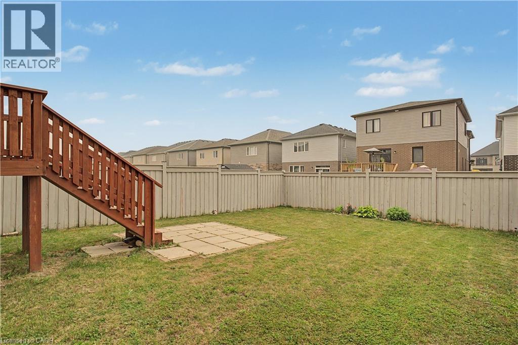 79 BEAUCHAMP Drive - Image 40