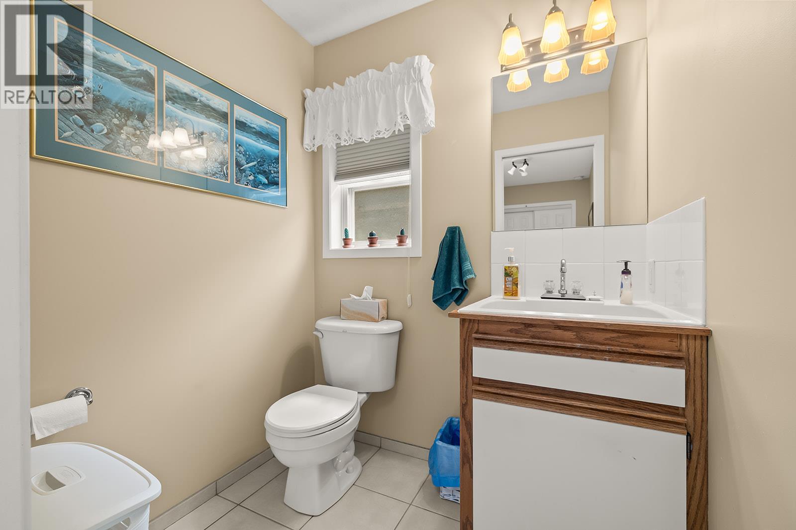 3388 Ridge Boulevard - Image 23