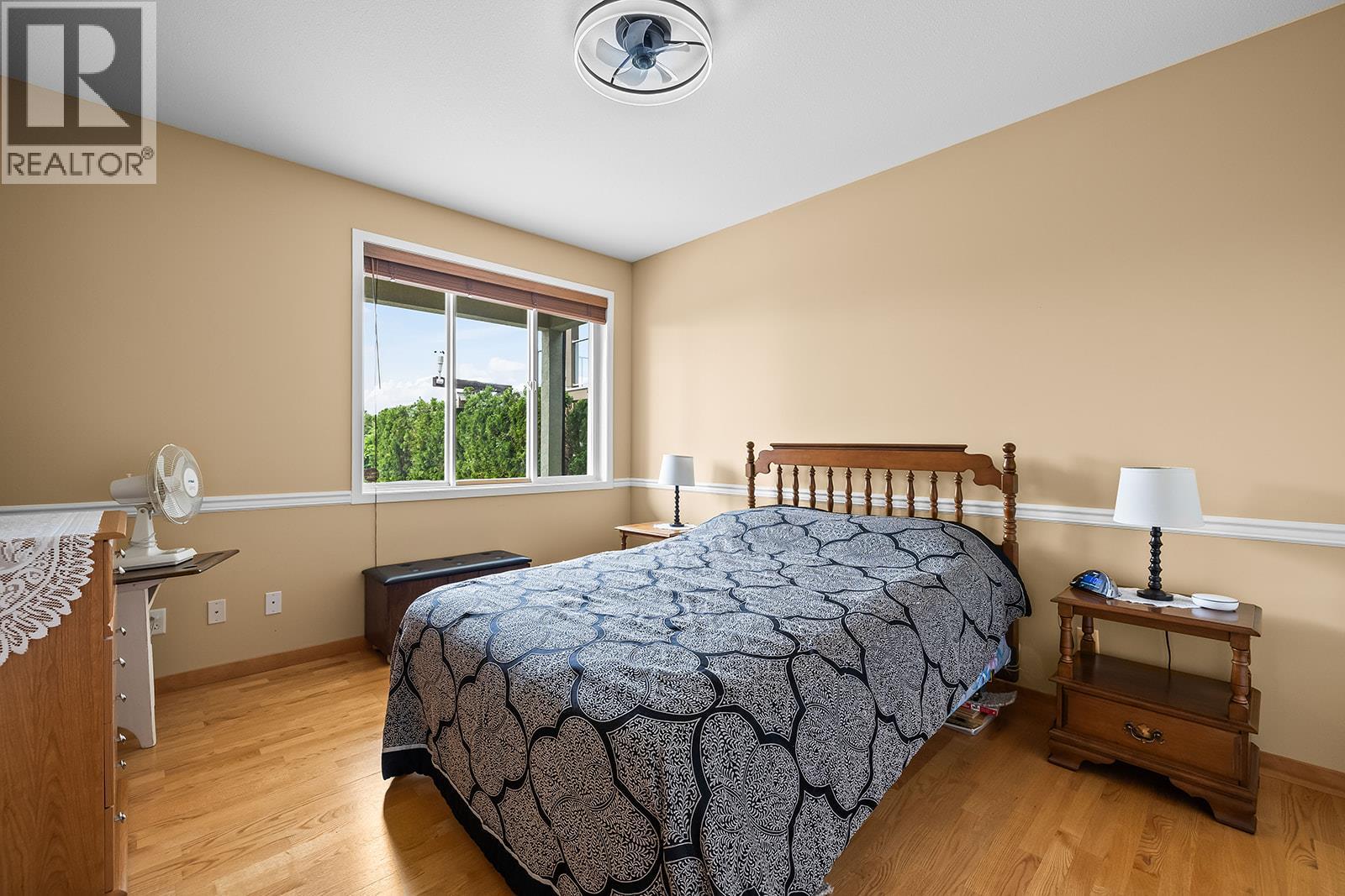 3388 Ridge Boulevard - 41