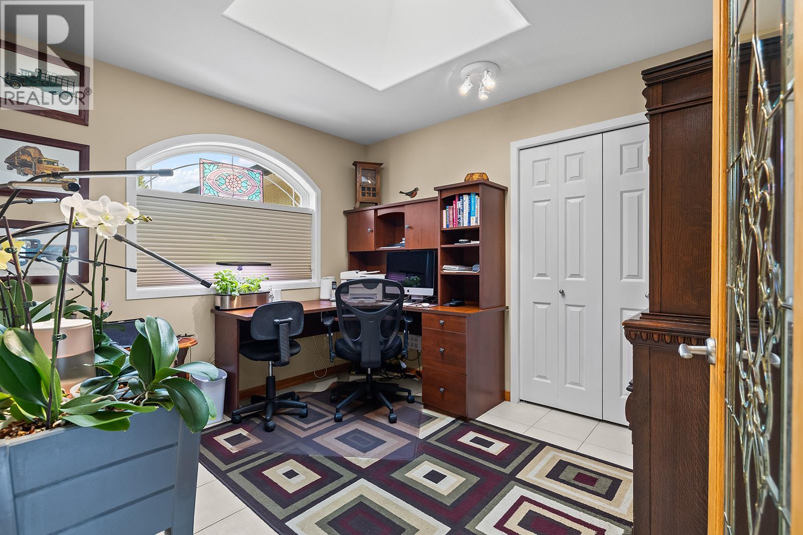 3388 Ridge Boulevard - Image 30