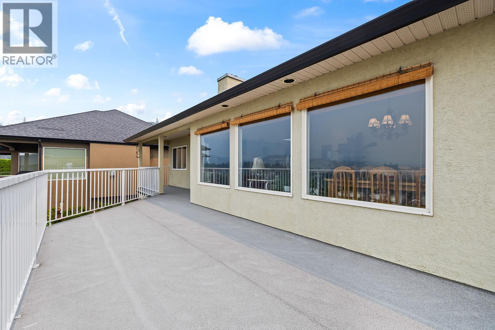 3388 Ridge Boulevard - Image 17