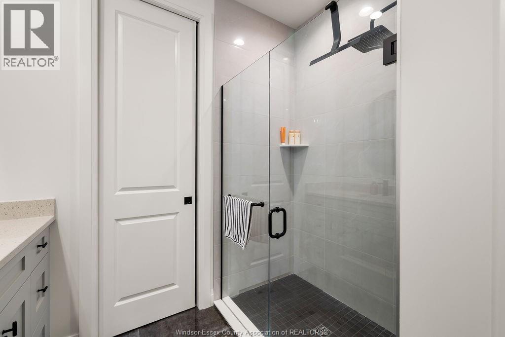 324 JORDAN LANE - 15