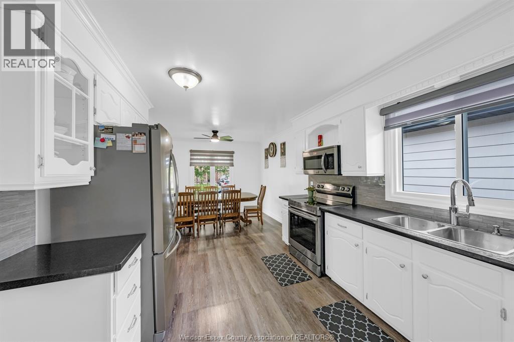 46 Plumbrook DRIVE - 12