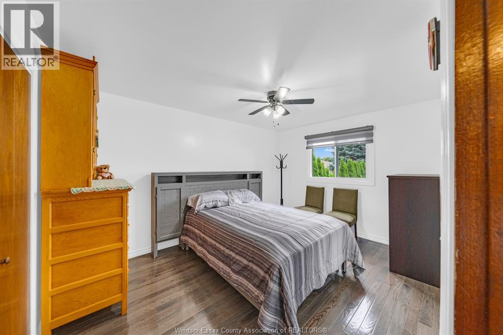 46 Plumbrook DRIVE - 13
