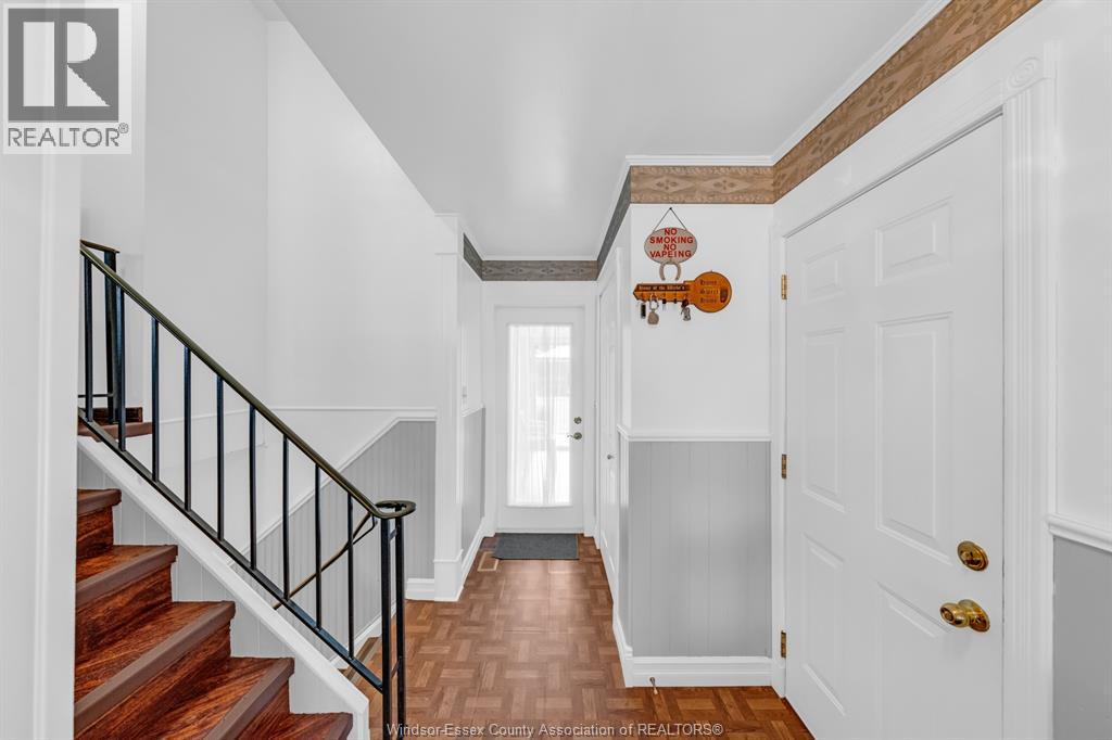 46 Plumbrook DRIVE - 2