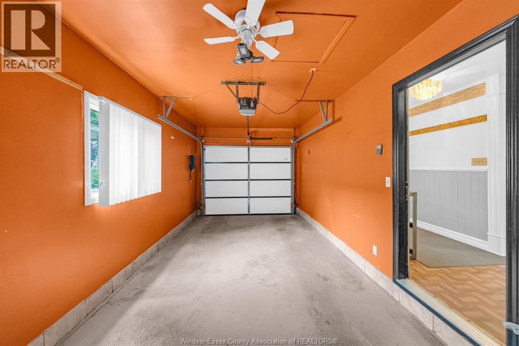 46 Plumbrook DRIVE - 32