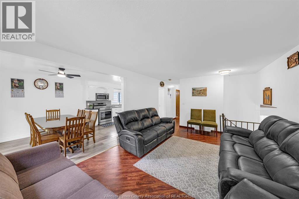 46 Plumbrook DRIVE - 6