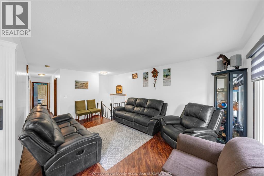 46 Plumbrook DRIVE - Image 7