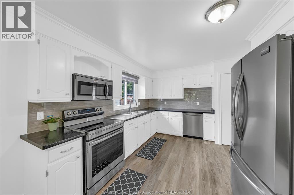 46 Plumbrook DRIVE - 9