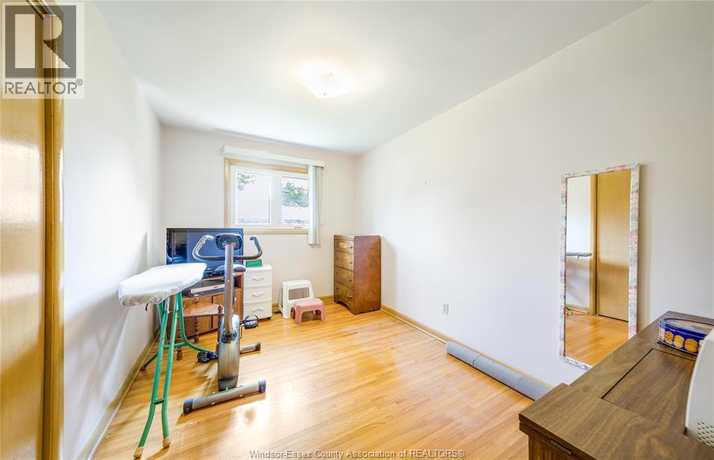2506 LONGFELLOW AVENUE - Image 20