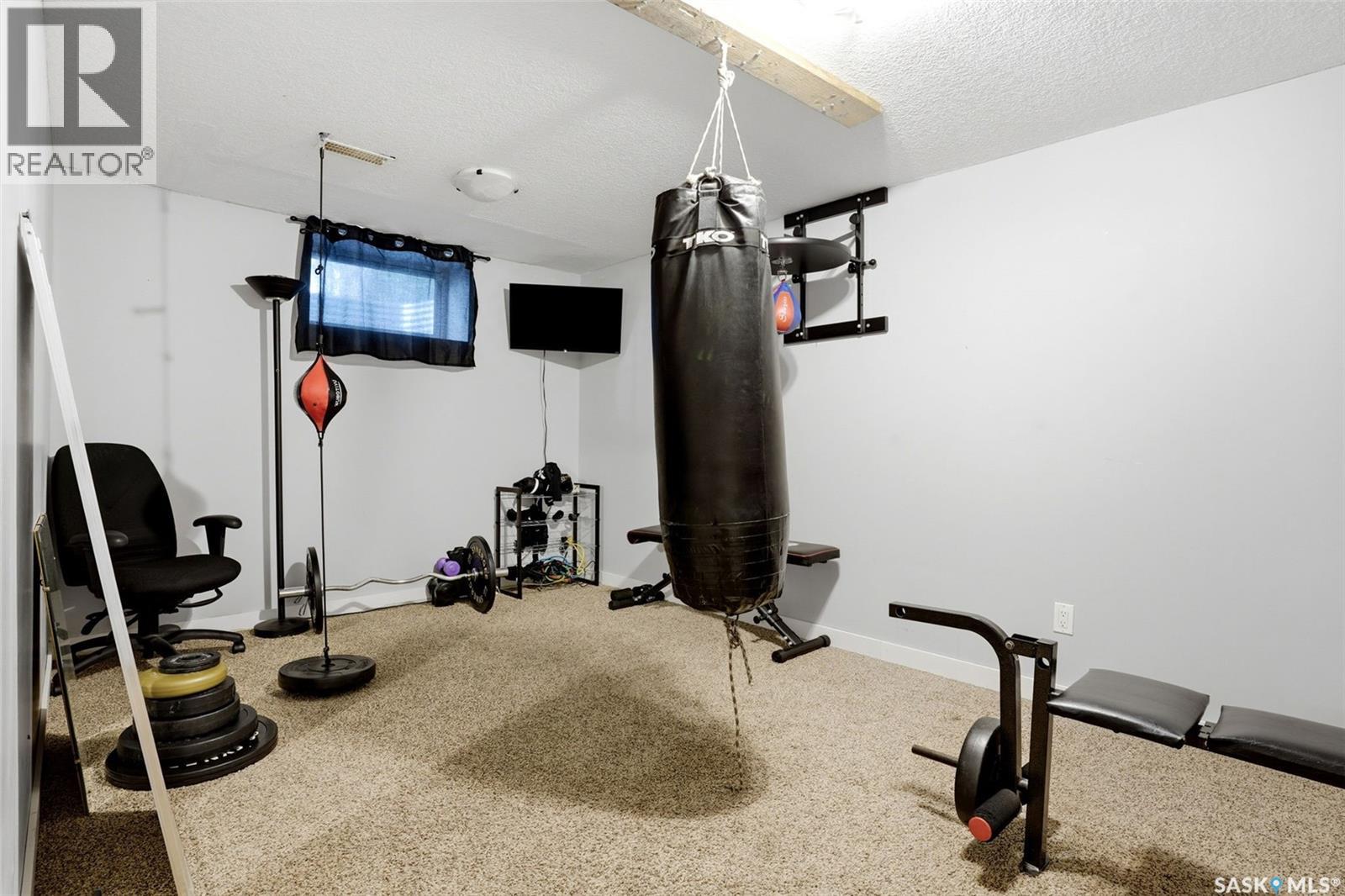 2705 Grant ROAD - Image 36