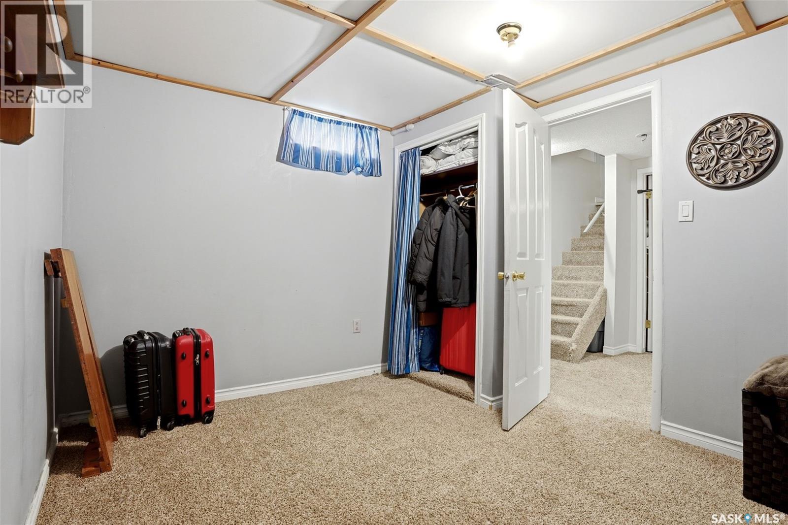 2705 Grant ROAD - Image 37