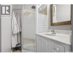 2705 Grant Road, Regina, SK S4S5G1 Photo 22