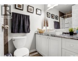 2705 Grant Road, Regina, SK S4S5G1 Photo 24
