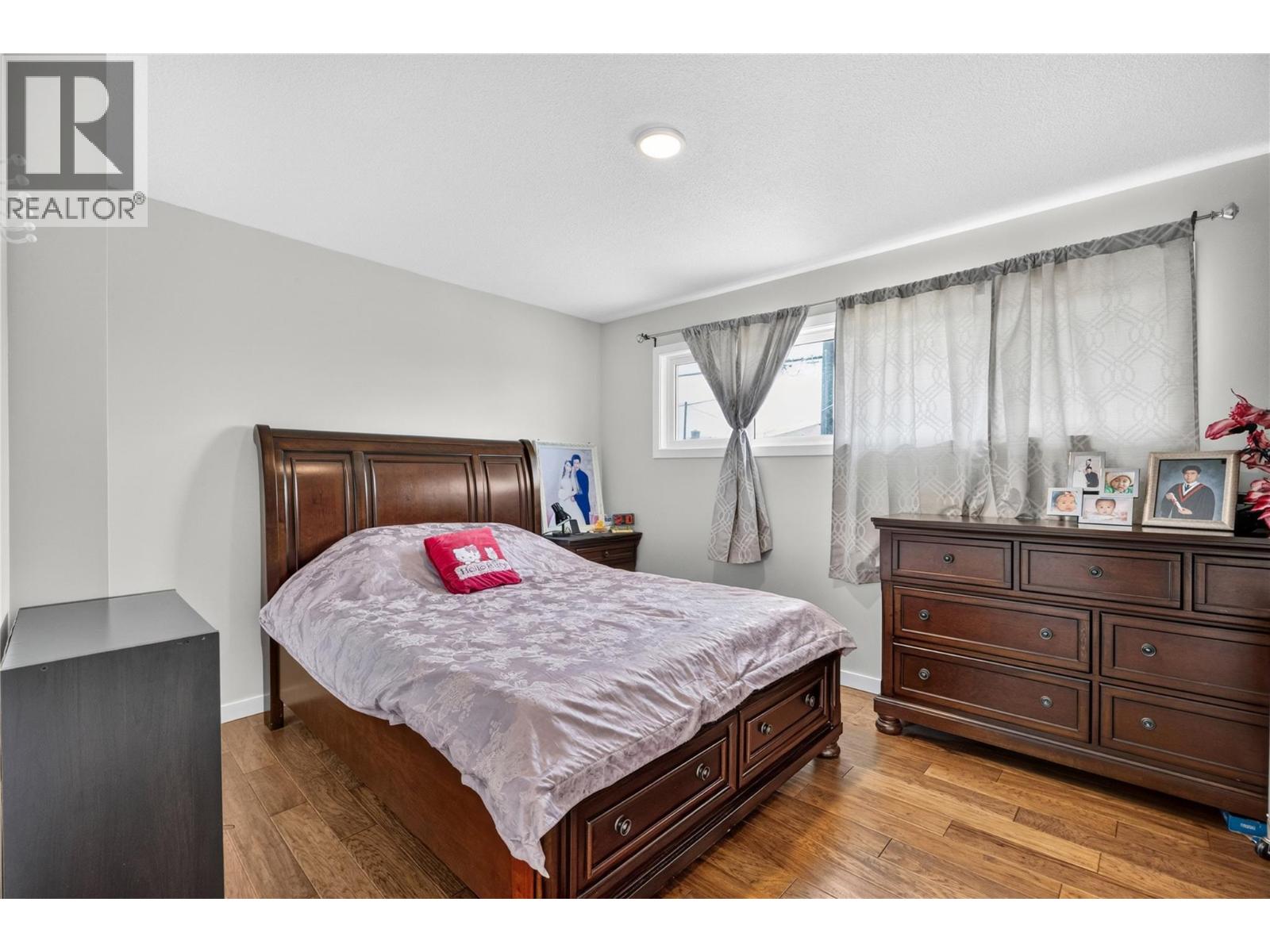 127 Okanagan Avenue W, Penticton