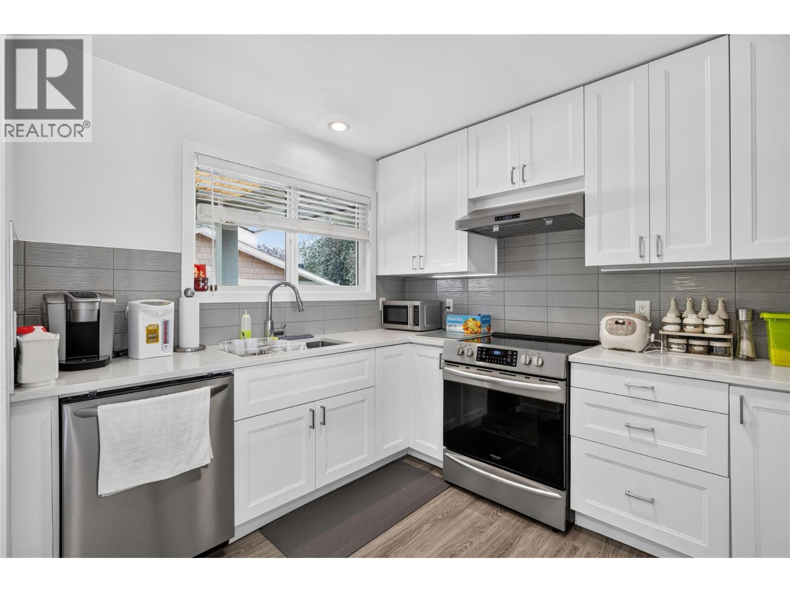 127 Okanagan Avenue W - 5