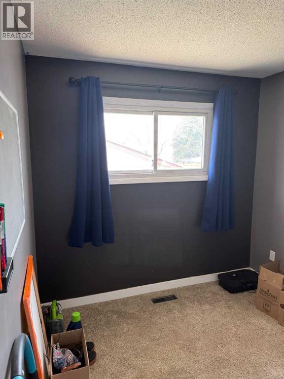 1539 4 Avenue NE - Image 13
