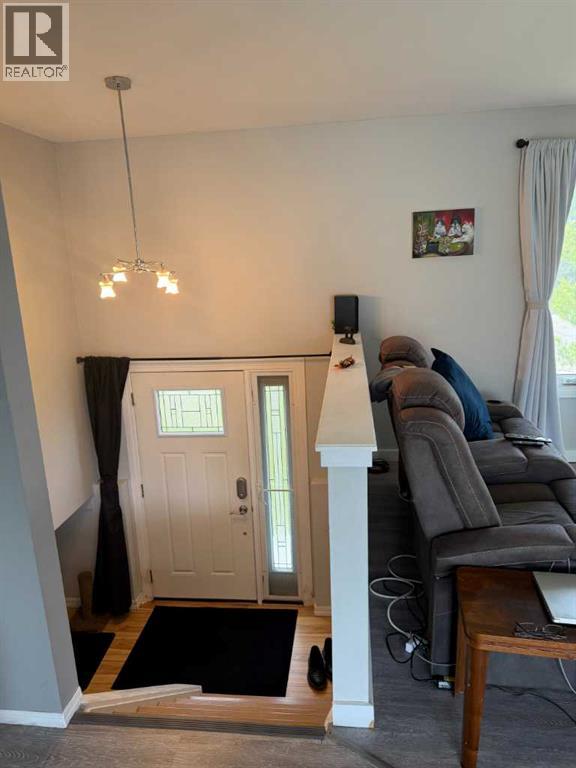 1539 4 Avenue NE - Image 3