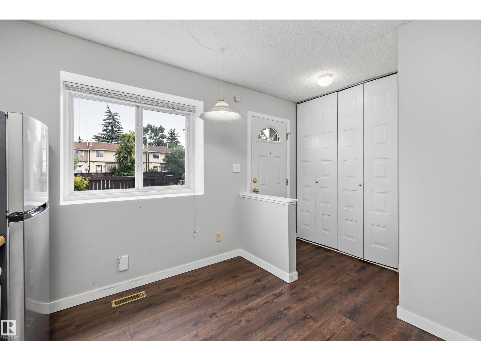 112 TUDOR LN NW - Image 12