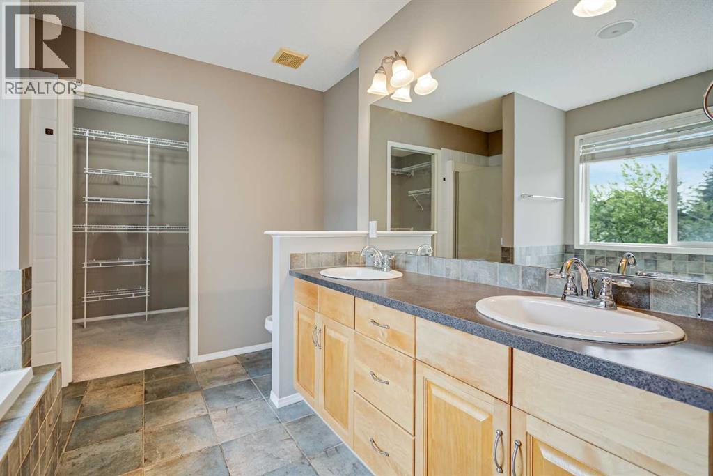 34 Kincora Drive NW - 24