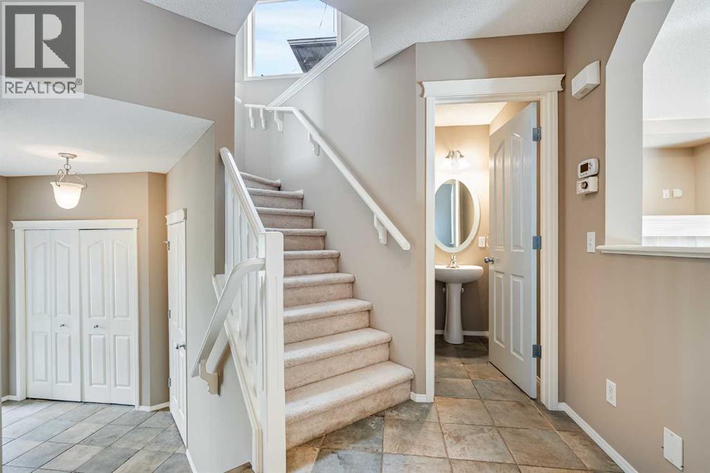 34 Kincora Drive NW - 15