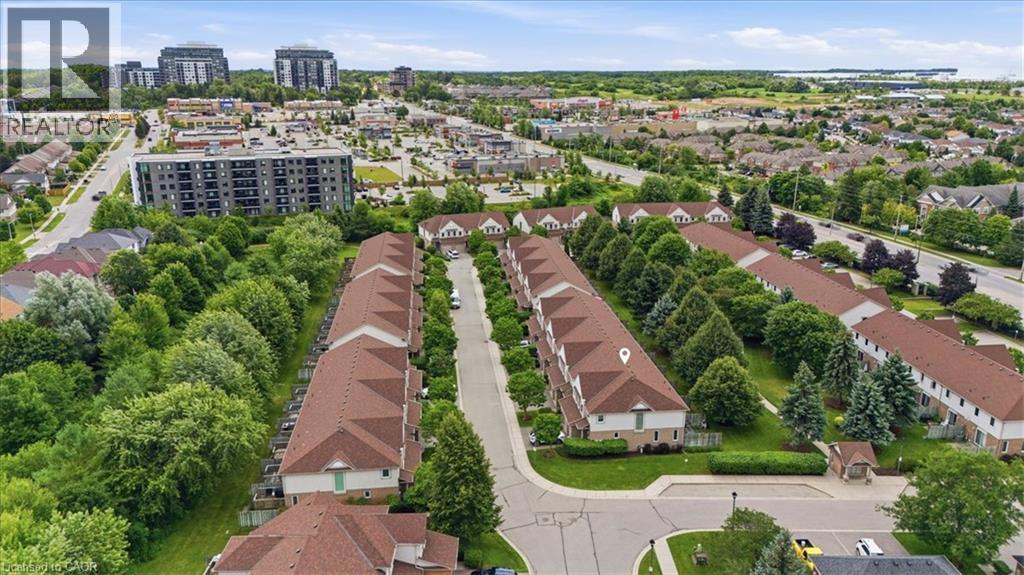 15 ROEHAMPTON Crescent - 5