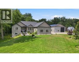5pc Ensuite bath - 1299 County Road 23, Walsingham, ON N0E1G0 Photo 8