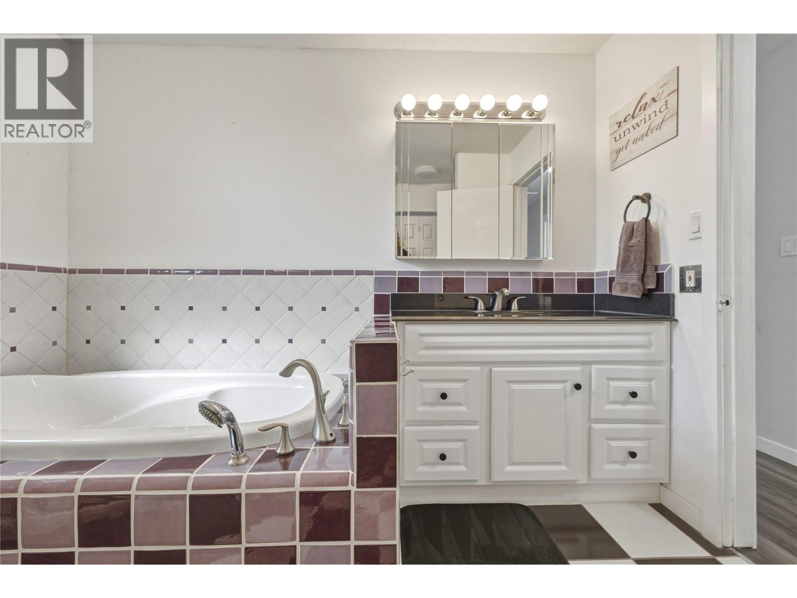 3922 21 Avenue - Image 18